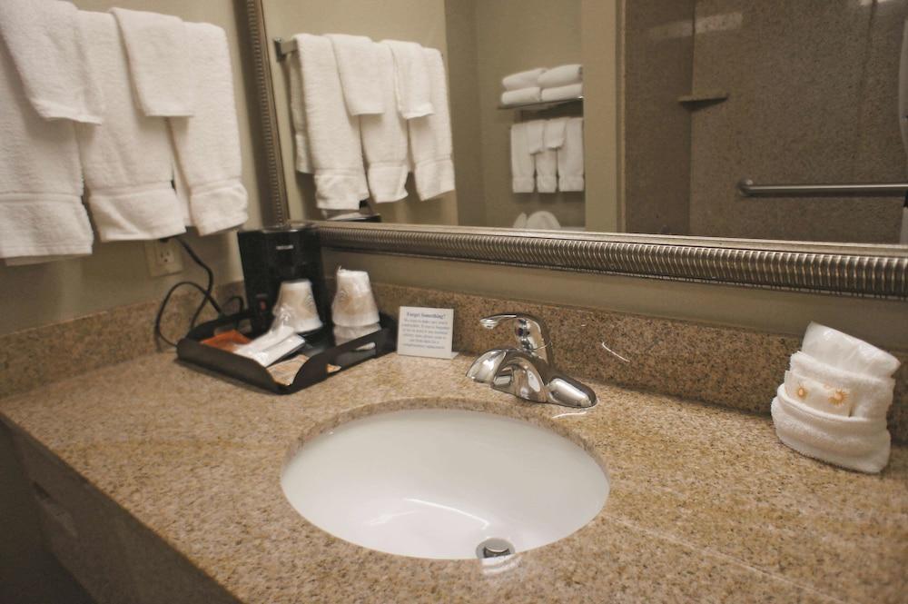 La Quinta Inn & Suites By Wyndham Broussard - Lafayette Area Εξωτερικό φωτογραφία